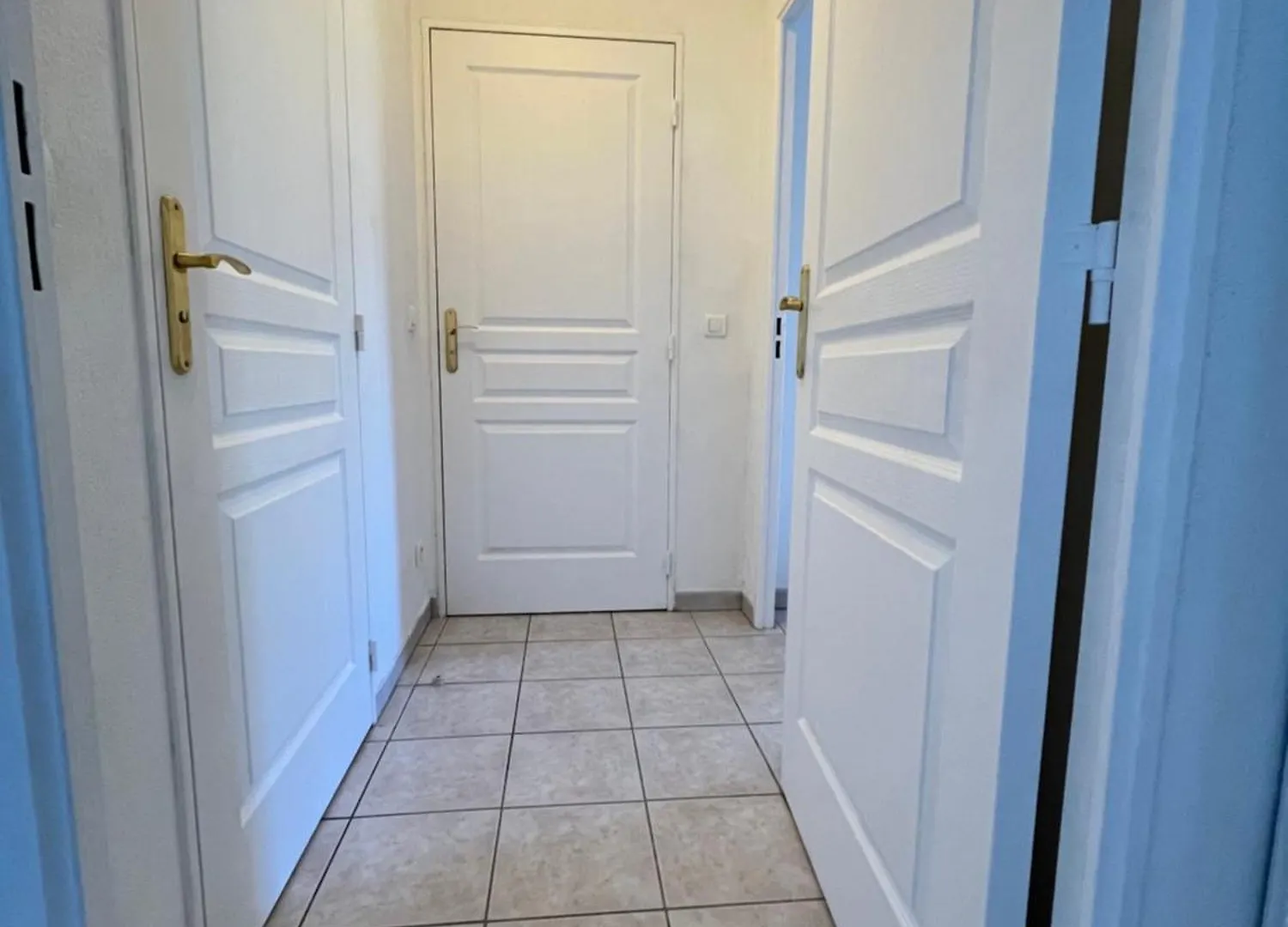 Appartement Spacieux Avec Terrasse Et Parking Prive سانت ماكسيم 0*, سانت ماكسيم